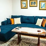 別荘 Bosnian House