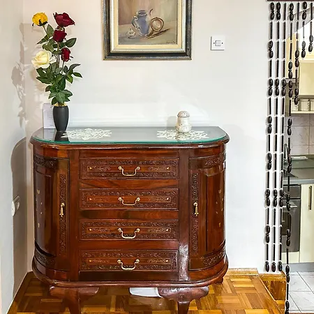 Bosnian House * 塞拉耶佛