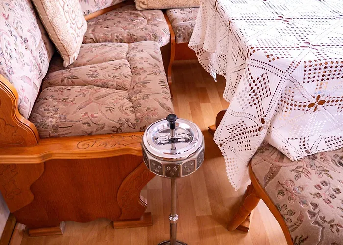 Bosnian House 度假居 *